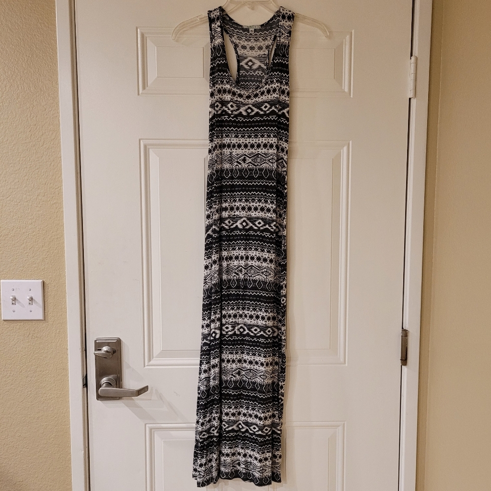 Nordstrom Minty Sleeveless Racerback Maxi Black & White Dress